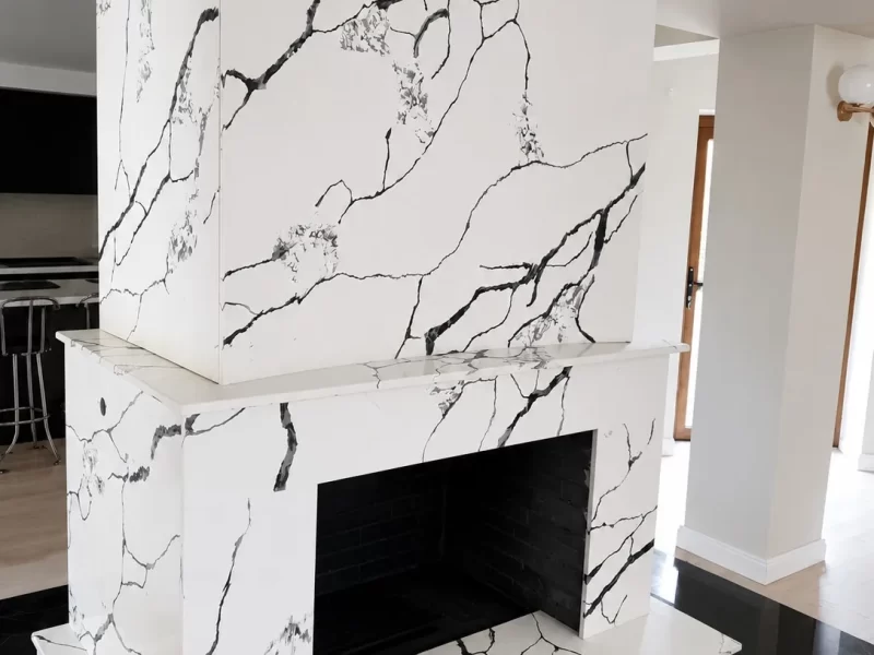 Șemineu quartz Statuario